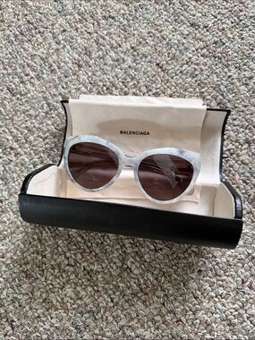 Balenciaga White Marbled Round Sunglasses with Brown Lenses